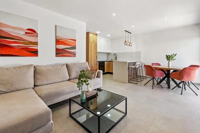 Nowe apartamenty turystyczne w Santiago de la Ribera, San Javier - zaledwie 750 m od plaży