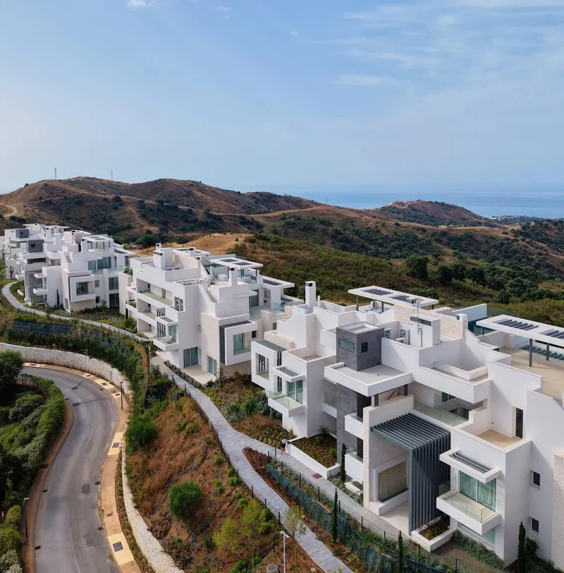 Ekskluzywne, gotowe do zamieszkania mieszkania w nowym osiedlu, otoczone naturą w El Soto de Marbella