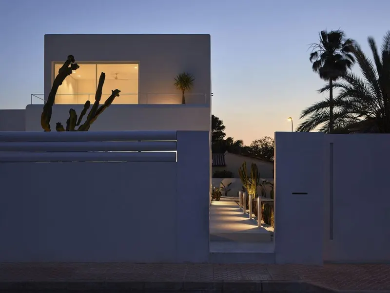 Modern New Build Villas Near Estepona Close to Beach and Valle Romano Golf