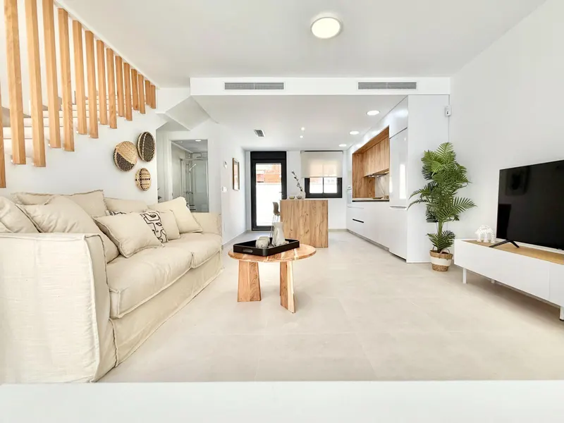 New Build Townhouses for Sale in Cox – 44 Modern Homes with Great Amenities