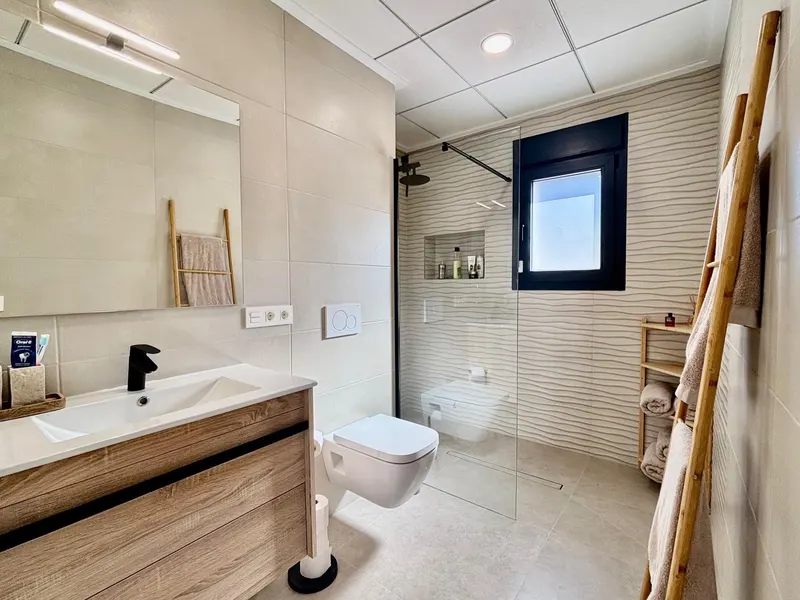 NEW BUILD VILLAS IN ROJALES