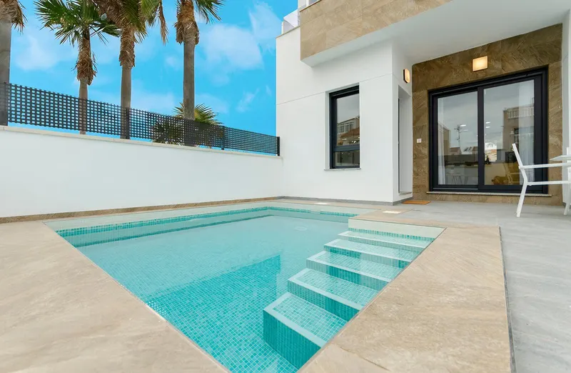 NEW BUILD VILLAS IN TORREVIEJA