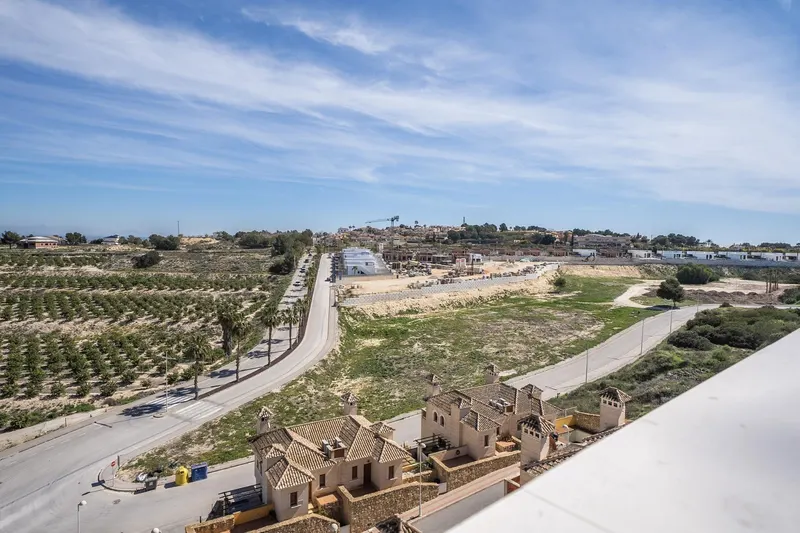 New Build Villas with Private Pool in La Finca Golf Algorfa Costa Blanca South