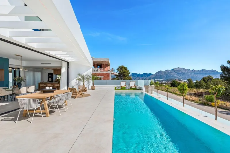 NEW BUILD VILLAS IN POLOP