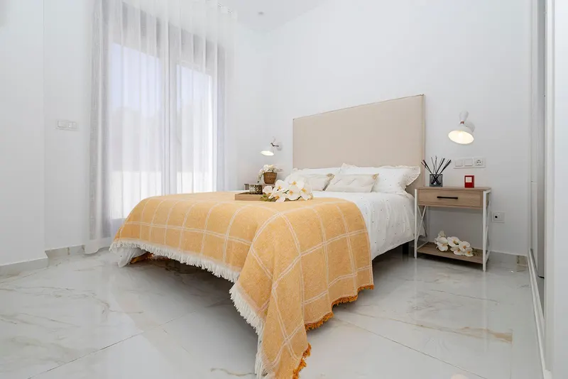 Impresionantes villas de nueva construcción en Polop con vistas al mar