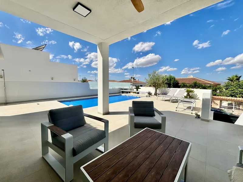 NEW BUILD VILLAS IN ROJALES