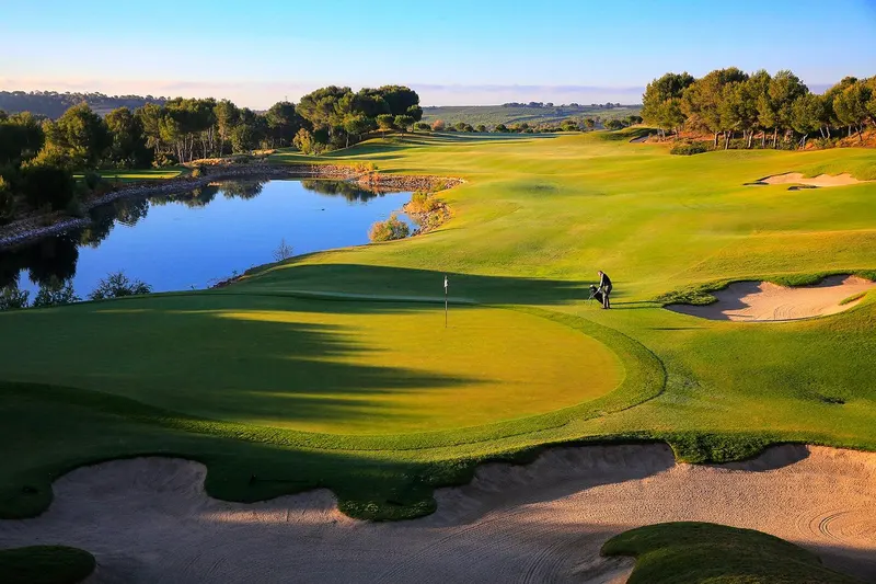 Villas de lujo de nueva construcción en Las Colinas Golf and Country Club, Orihuela Costa