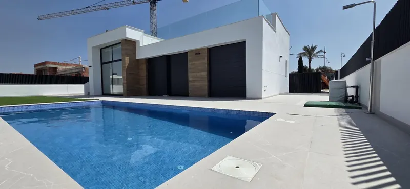 NEW BUILD VILLAS IN CONDADO DE ALHAMA GOLF COURSE