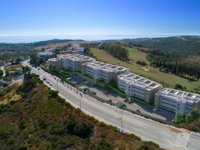 NEW BUILD RESIDENTIAL COMPLEX AT ESTEPONA GOLF