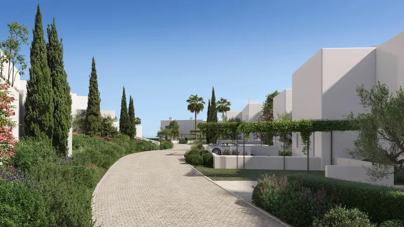 Villas de lujo de nueva construcción en Sotogrande Alto con jardín y piscina privados
