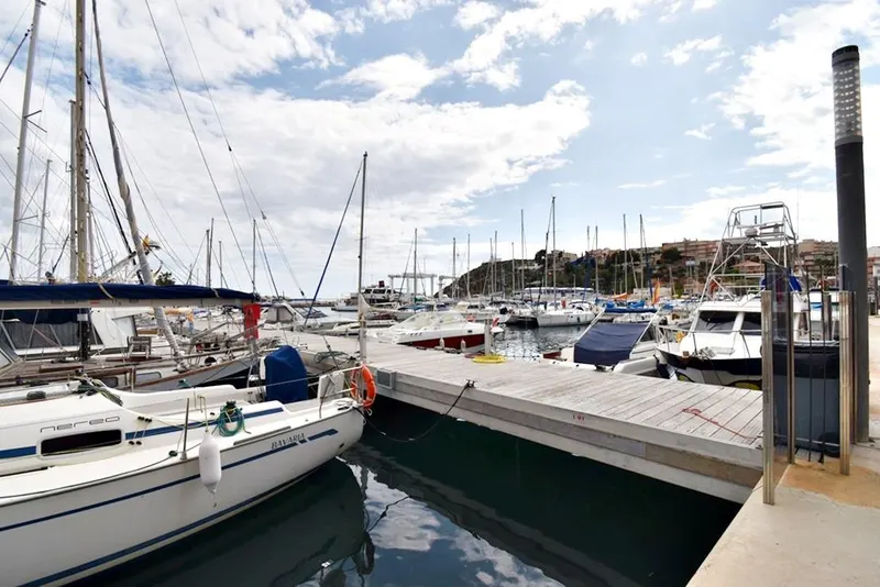 New Build Apartments in Puerto de Mazarrón Just 200 Metres from the Beach