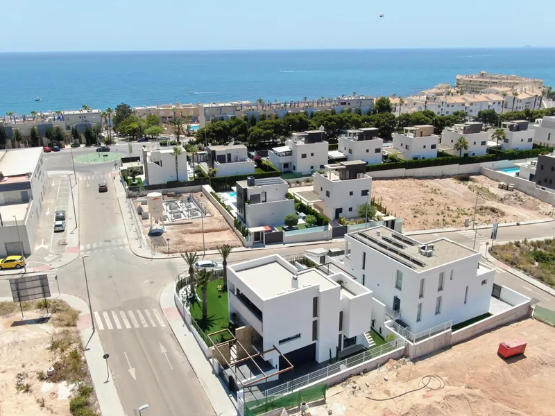 VILLA DE LUJO EN LA PLAYA