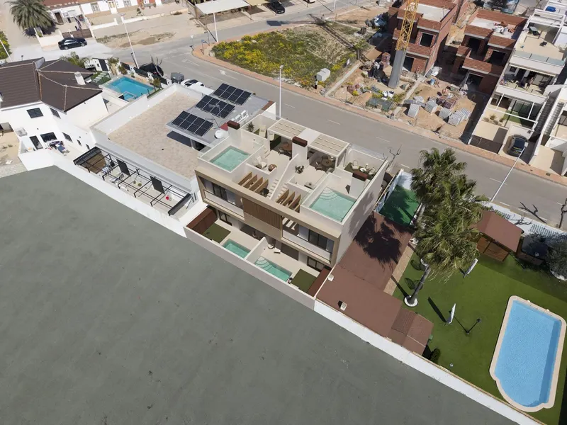Ekskluzywne, nowo wybudowane bungalowy z prywatnym basenem w San Pedro del Pinatar