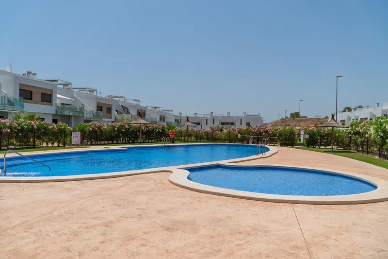 NEW BUILD RESIDENTIAL OF BUNGALOW APARTMENTS IN VISTABELLA