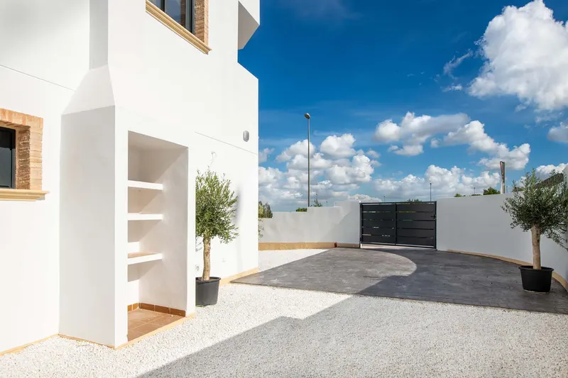 Nuevos bungalows y adosados en Cox, Alicante