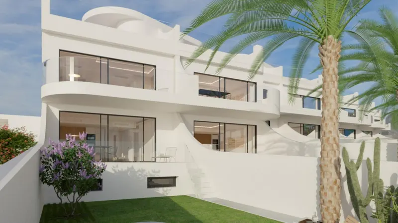 Bungalows de Obra Nueva con Vistas al Mar en La Mata, Torrevieja