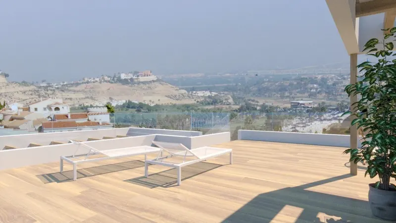 BEAUTIFUL BIG VILLA WITH VIEWS TO THE GOLF COURSE "LA MARQUESA"!