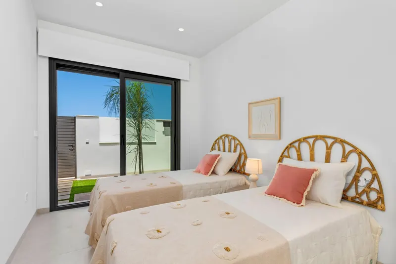 Villas de nueva construcción cerca de Serena Golf en Los Alcázares