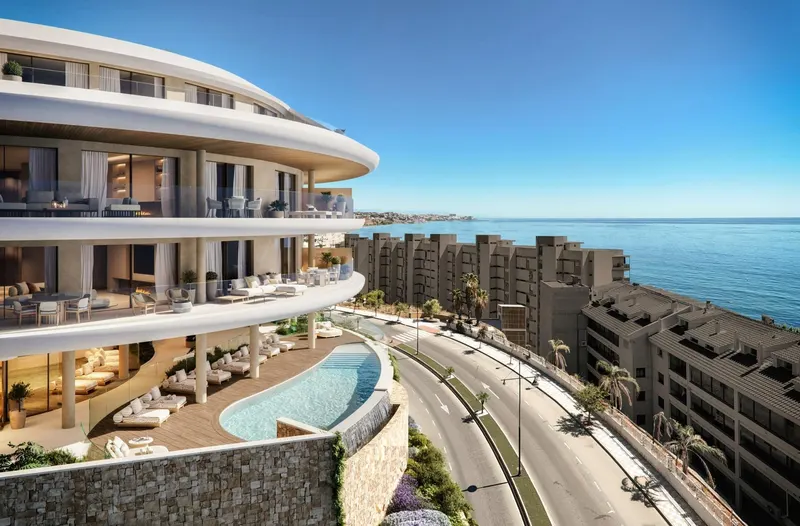 Luxury Sea View Apartments 100 m from the Beach in Carvajal, Fuengirola