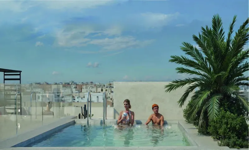 Nowoczesne apartamenty na sprzedaż zaledwie 250 m od plaży El Cura w Torrevieja na Costa Blanca