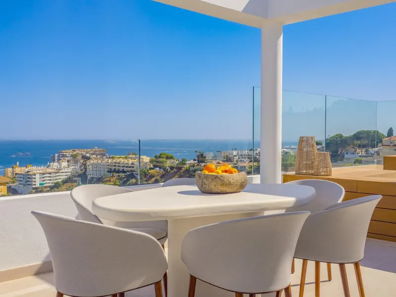 Luxurious New Build Townhouses with Sea Views in El Higuerón, Costa del Sol