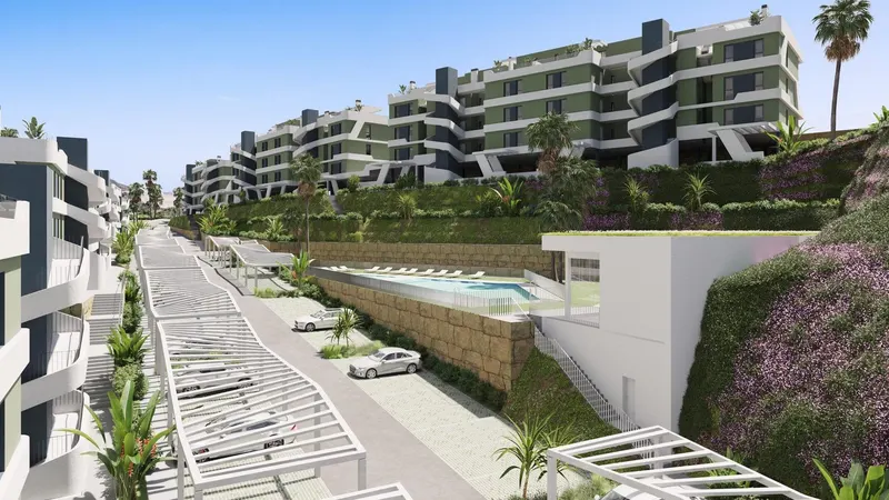 FLATS WITH SEA OR GOLF COURSE VIEWS ON THE COSTA DEL SOL