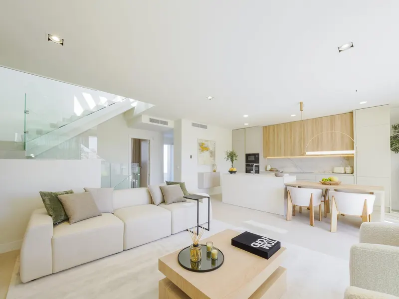 Luxurious New Build Townhouses with Sea Views in El Higuerón, Costa del Sol