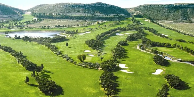 VILLAS DE OBRA NUEVA EN ALTAONA GOLF RESORT, MURCIA