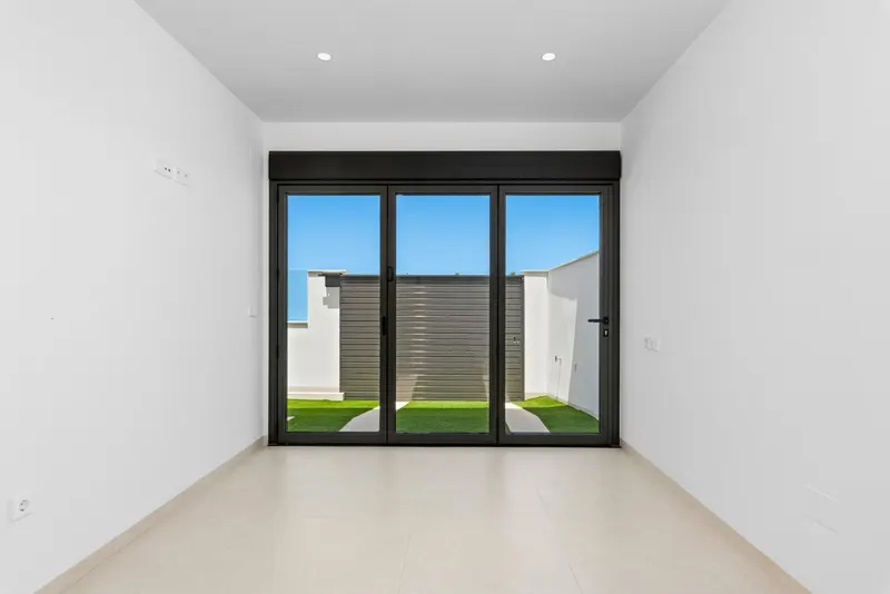 Villas de nueva construcción cerca de Serena Golf en Los Alcázares