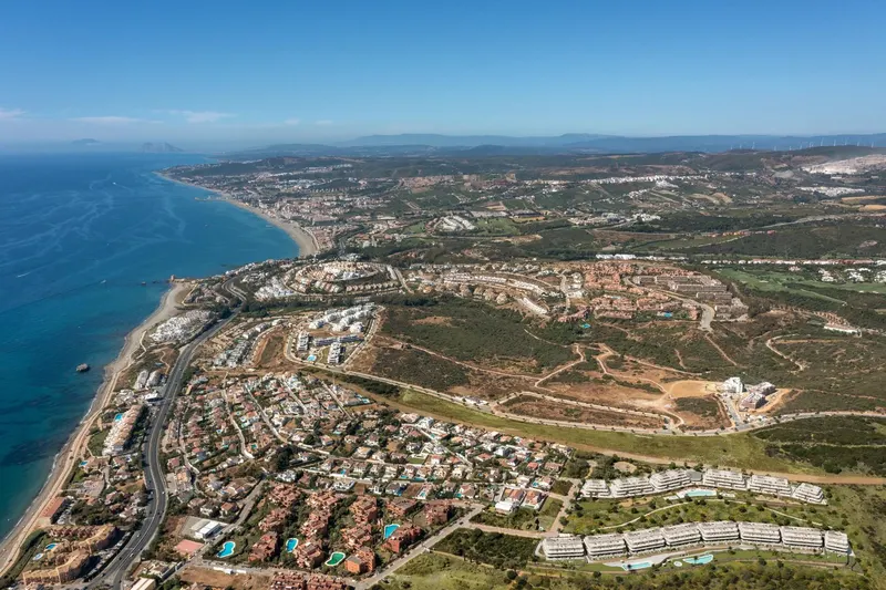 Complejo residencial de nueva construcción cerca de Estepona - Vida moderna junto al mar
