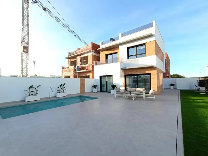 Lujosos chalets adosados de nueva construcción en Benijófar, Costa Blanca