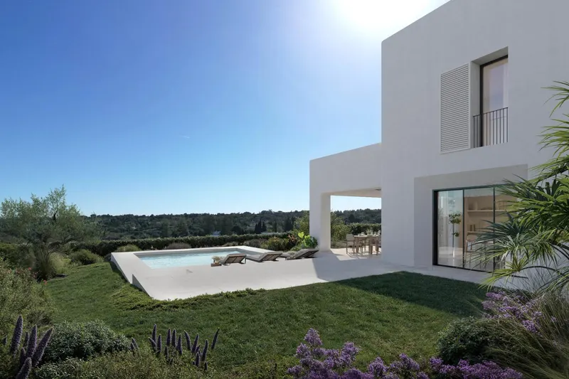 Villas de lujo de nueva construcción en Sotogrande Alto con jardín y piscina privados
