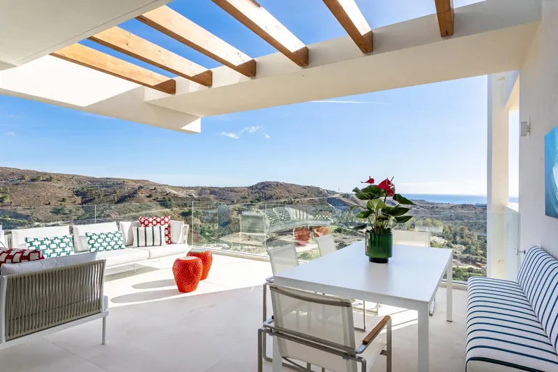 EXCLUSIVE URBANISATION NEXT TO MARBELLA CLUB GOLF