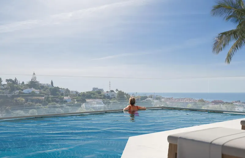 New Build Apartments with Sea Views in Torreblanca del Sol, Fuengirola