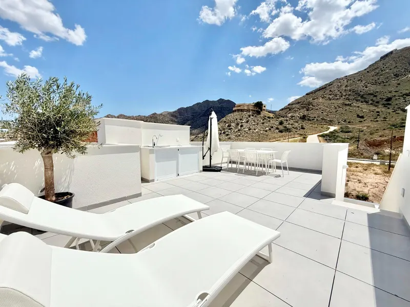 New Build Townhouses for Sale in Cox – 44 Modern Homes with Great Amenities