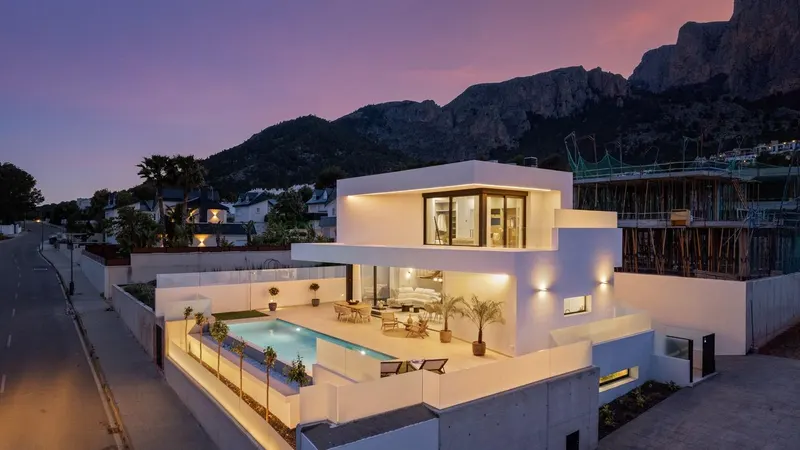 NEW BUILD VILLAS IN POLOP