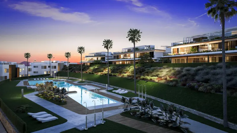 GATED FRONT LINE GOLF DEVELOPMENT