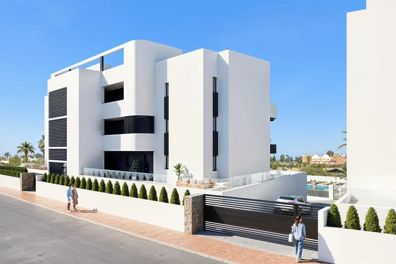 Apartamentos y villas de nueva construcción frente al campo de golf La Serena Golf en Los Alcázares