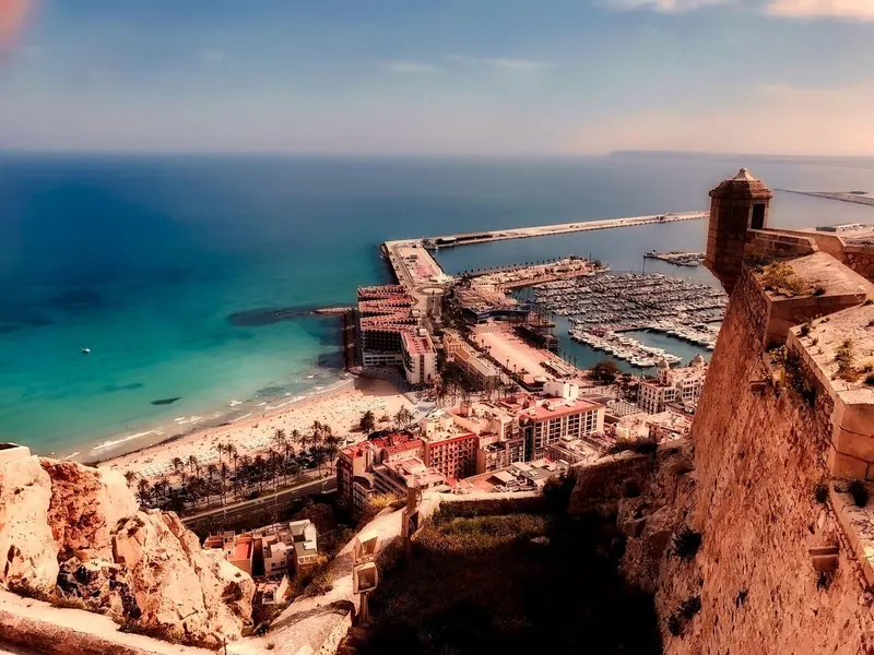 APARTAMENTOS DE OBRA NUEVA EN ALICANTE CIUDAD