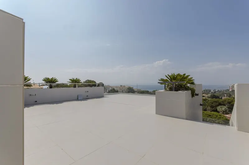 NEW BUILD LUXURY VILLA IN CAMPOAMOR