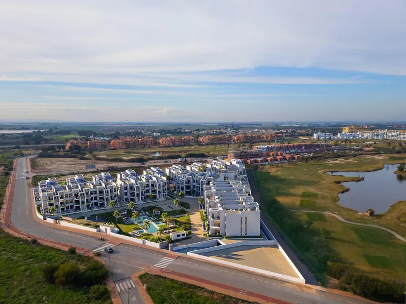 New Build Resort Apartments at La Serena Golf-Los Alcazares Near the Beach