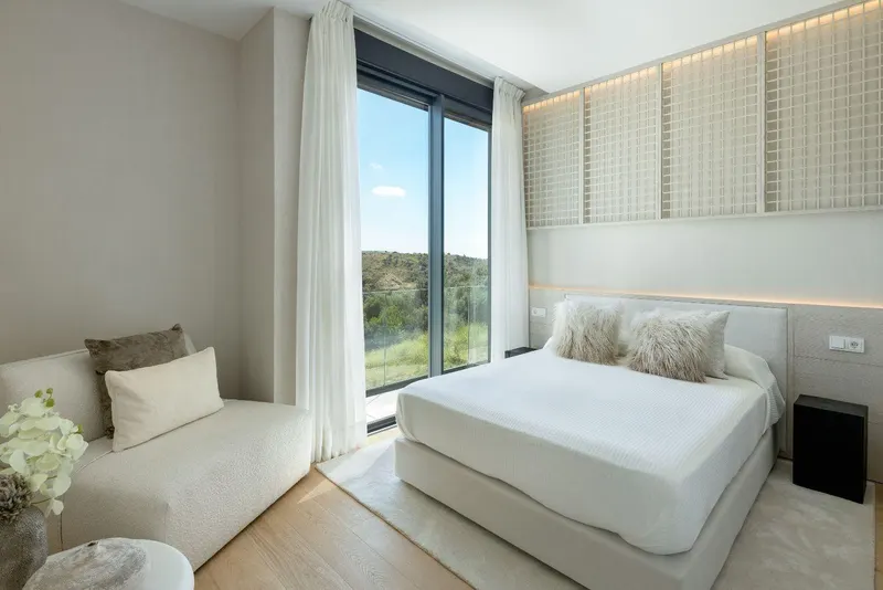 Lujosas casas adosadas de nueva construcción en Río Real, Marbella