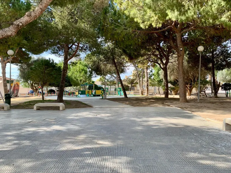 VILLA DE OBRA NUEVA EN LOS ALCAZARES