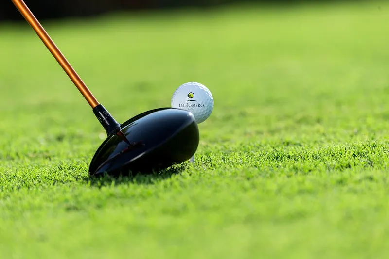 Villas de nueva construcción en primera línea de Lo Romero Golf