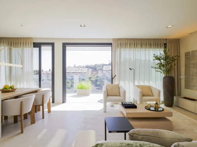 Luxurious New Build Townhouses with Sea Views in El Higuerón, Costa del Sol