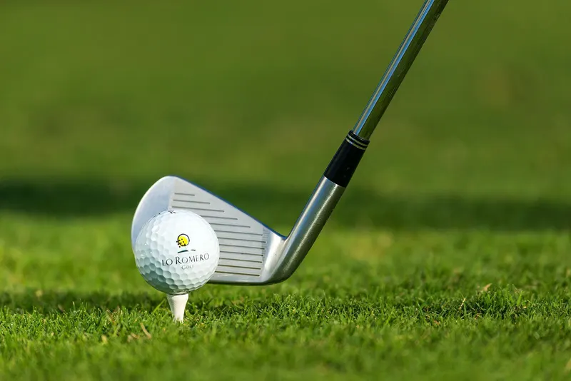 Villas de nueva construcción en primera línea de Lo Romero Golf
