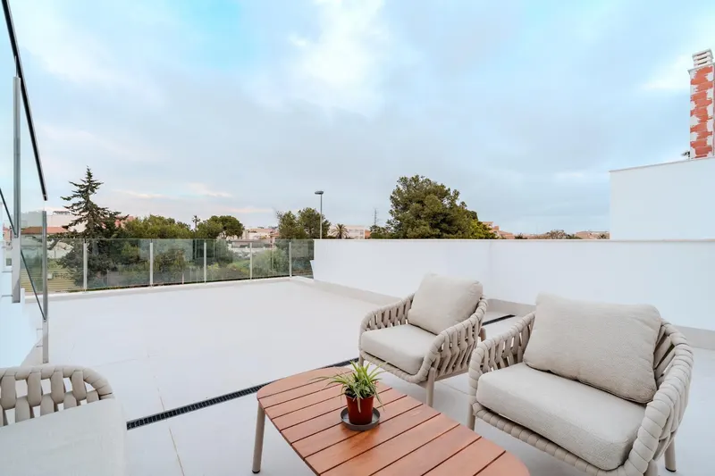 New Build Villas Near La Serena Golf and the Beach in Los Alcázares