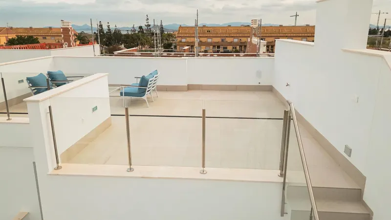 New Build Villas Near La Serena Golf and the Beach in Los Alcázares
