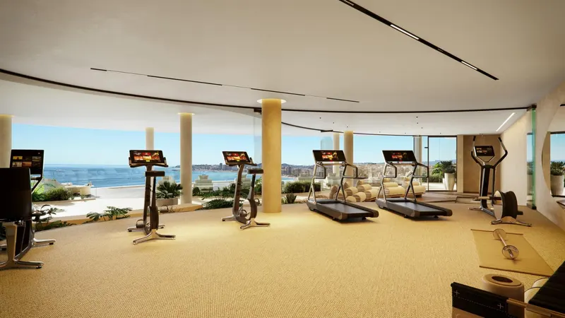 Luxury Sea View Apartments 100 m from the Beach in Carvajal, Fuengirola