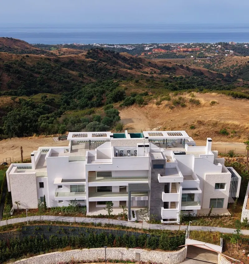 Ekskluzywne, gotowe do zamieszkania mieszkania w nowym osiedlu, otoczone naturą w El Soto de Marbella